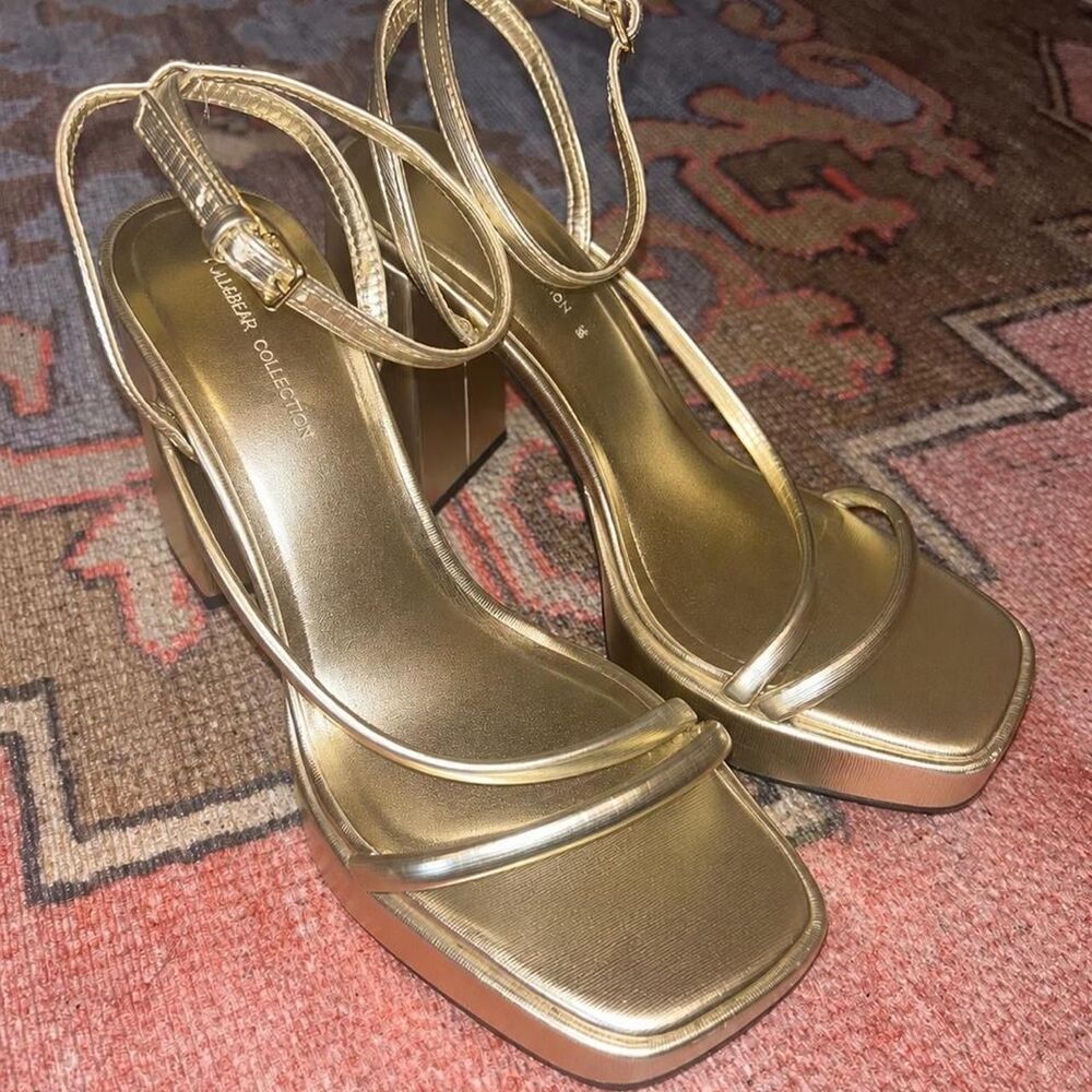 Pull-bear Women's Gold Sandals
